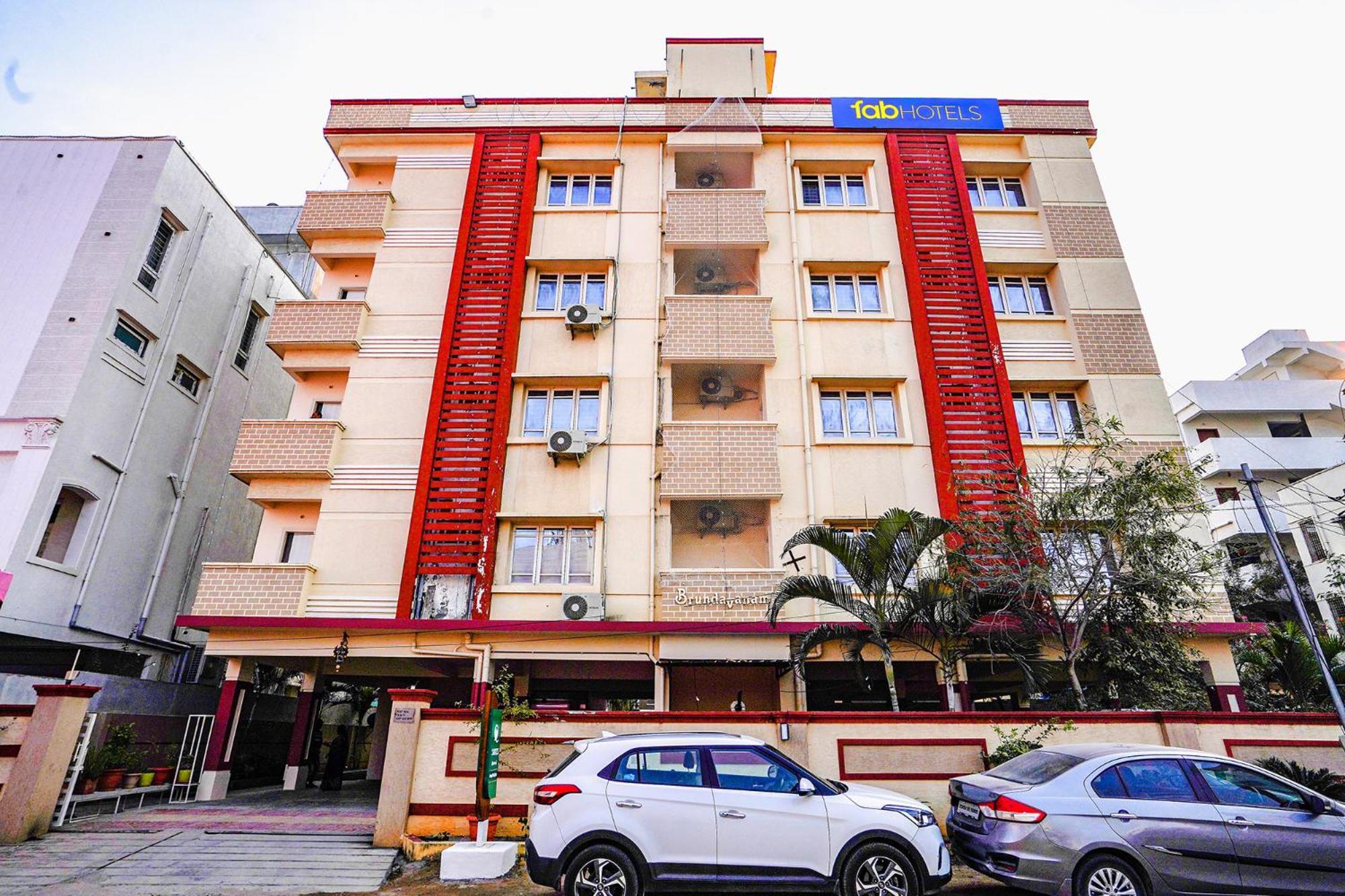 Fabhotel Q Suites - Nr Kavuri Hills, Madhapur Hyderabad Exterior foto